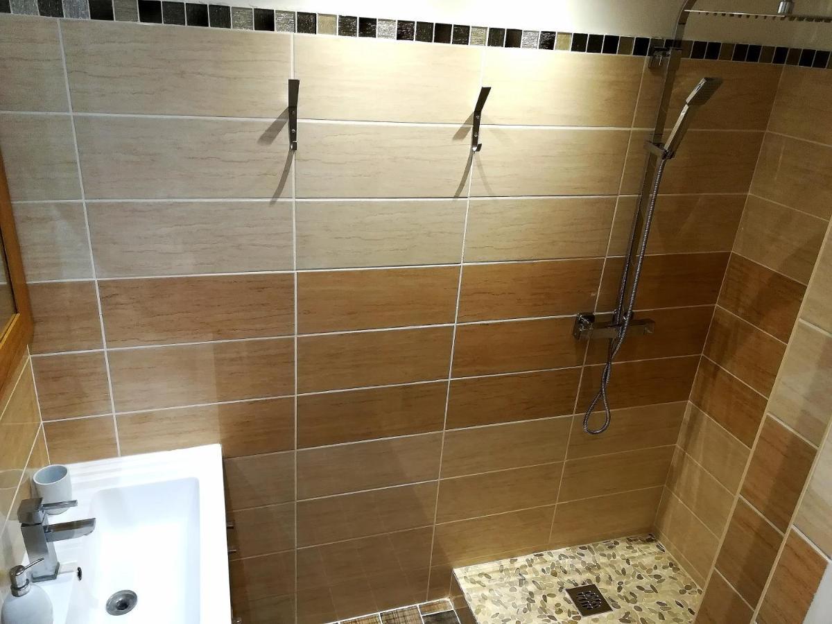 Modern Apart 70M2 - 2 Rooms - Parking Avignon Luaran gambar